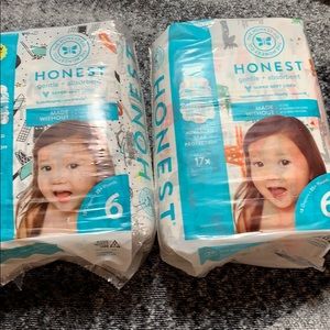 Diapers Honest BNWT